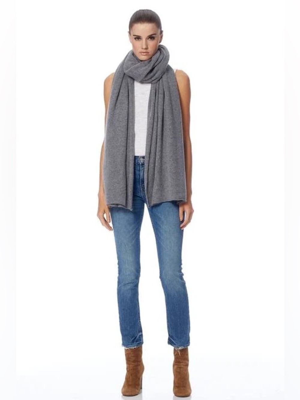 NWT 360 Cashmere Linus Scarf Style 33373 Mid Heather Grey Oversized